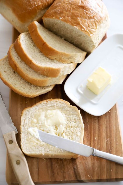 Easy Sandwich Bread: Simple Recipe for Homemade Bread - The Quick Journey Ricotta Stuffed French Toast, Easy Sandwich Bread, Easy Sandwich Bread Recipe, Sandwhich Bread, Ricotta French Toast, Honey Ricotta, Quick Sandwiches, Easy Sandwich, Stuffed French Toast