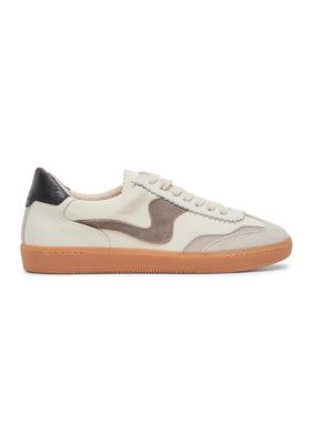 Elevate your everyday style with these sneakers from Dolce Vita. | Dolce Vita Women's Notice sneakers, 7M Everyday Fashion, Everyday Style, Sneakers