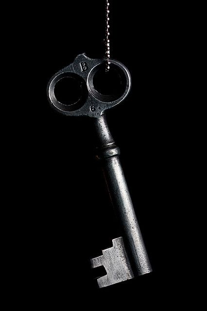 ... Amoled Wallpapers, Under Lock And Key, Old Keys, Old Key, Antique Keys, The Black Keys, Key To My Heart, Vintage Keys, Key Lock