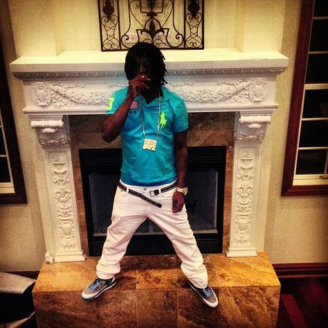 Sosa Chief Keef Pfp, Chief Keef Wallpaper, Polo Shirt Outfits, 2013 Swag Era, Polo Outfit, Nba Fashion, Chicago Fashion, Music Pics, Chief Keef