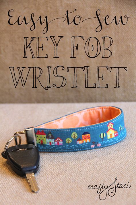 Key Fobs Diy, Tips Menjahit, Creeper Minecraft, Diy Key, Sewing To Sell, Key Fob Wristlet, Key Fobs Wristlet, Costura Diy, Crafts To Make And Sell