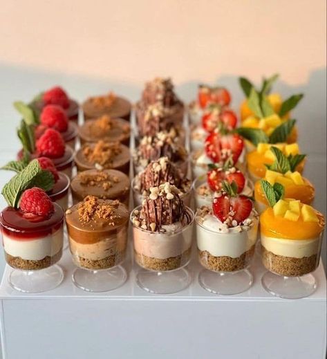 Filipino Dessert Table Ideas, Fruit Dessert Cups, Baby Shower Food Easy, Desert Buffet, Jordan Cake, Dessert Pots, Desserts Table, Mousse Cups, Asian Dessert