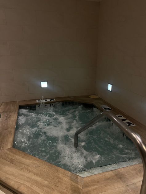 Hotel Hot Tub, Spa Date Aesthetic, Spa Date, Spa Hotel Aesthetic, Massage Aesthetic Spa, Luxury Spa Aesthetic, Spa Day Aesthetic, Hotel Spa Day Aesthetic, Hot Stone Massage Aesthetic