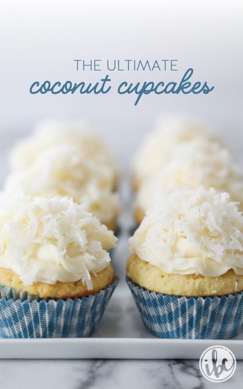 Pinterest Cupcakes, Coconut Cupcake Recipes, Coconut Cupcakes, Cupcakes Recipe, Coconut Recipes, Köstliche Desserts, Coconut Cake, Dessert Cupcakes, Great Desserts