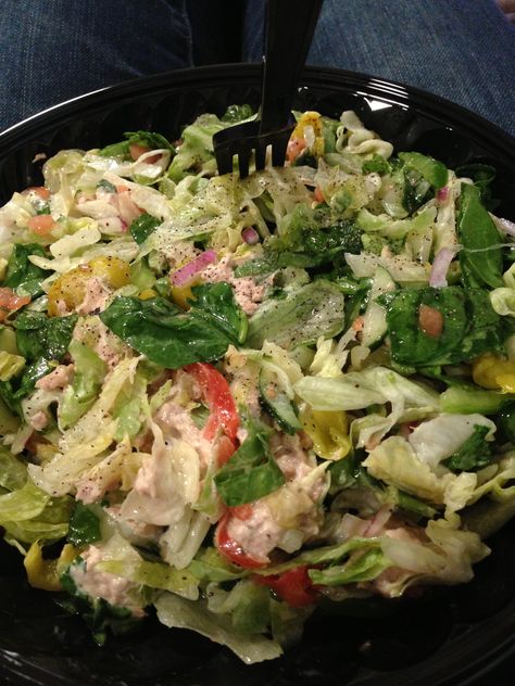 Subway Salad! Easy lunch to stay on track with the advocare 24 day challenge!  http://www.advocare.com/130332886 Subway Salad Ideas, Subway Salad, Advocare Cleanse, Advocare Recipes, 24 Day Challenge, Salad Easy, Challenge Ideas, Scrumptious Food, Fast Foods