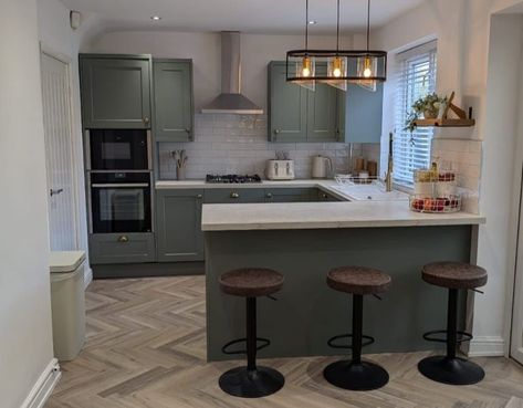 Wren Kitchen Reviews UK | Happy with our little kitchen from wren | Facebook Green Wren Kitchen, Wren Kitchen Shaker, Kitchen Diner Ideas, Wren Kitchens, Wren Kitchen, Kitchen Layout Plans, House Extension, Kitchen Designs Layout, Plants Decor