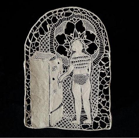 Not Hungry, Into The Void, Lace Painting, X Stitch, Lace Art, Fibres Textiles, The Void, Handmade Lace, Needle Lace