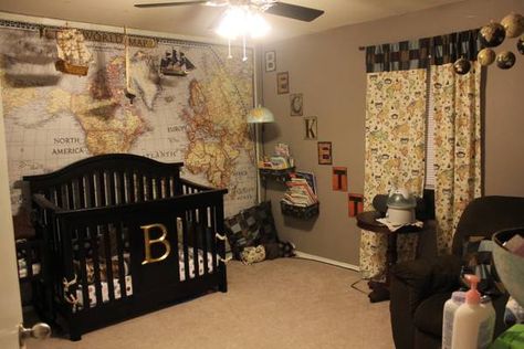 Love this idea! Airplane Nursery Theme, Unique Nursery Ideas, Plane Nursery, Travel Theme Nursery, Airplane Nursery, Suitcase Storage, Unique Nursery, Babies Nursery, Baby Boy Room Nursery