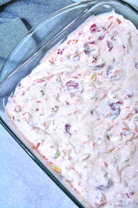 Champagne Salad Frozen Dessert Frozen Whipped Cream Dessert, Frozen Salad Recipes, Cream Cheese Frozen Dessert, Champagne Salad Frozen Dessert, Strawberry Frozen Dessert, Champagne Salad, Cream Cheese Strawberries, Frozen Strawberry Desserts, Frozen Fruit Salads