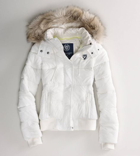 Isn't it beautiful, at American Eagle. Frilly Blouse, Fall Winter Jacket, Jacket Fur, White Puffer, Fur Hood Jacket, Warm Winter Jackets, Nice Clothes, Jackets Women, Winter Clothing