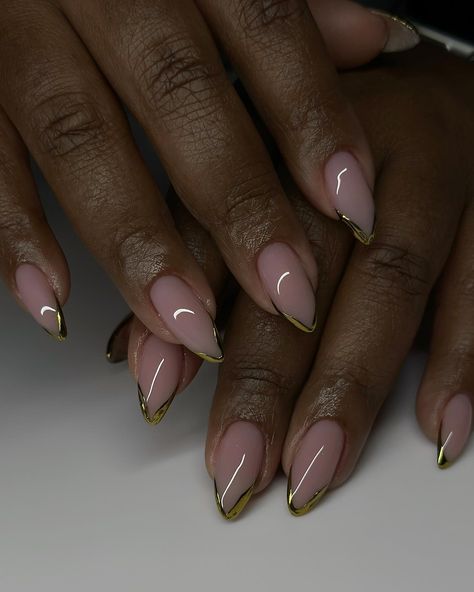 It’s a good type of summer and I have to say 🤣 I have gotten chrome EVERYWHERE 🥰❤️ and oh yes, these are her natural nails 🥰 #dovenailsbysharon Fall Transitional Nails, Wedding Gel Nails Brides, Biab Nails Almond, Almond Nails Minimalist, Natural Nail Looks, Almond Nail Inspiration, Almond Chrome Nails, Almond Nails Chrome, Natural Nails Design