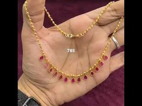 Simple Chocker Neckless Gold, Neck Chains Gold Simple, Small Chains Gold, Kerala Necklace, Gold Chain Necklace Womens, Necklace Video, Black Jewelry Necklace, Small Gold Necklace, Gold Ideas