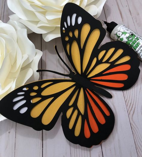 3D Butterflies/ Wall Decor/ Party Decor/ Mexican Party/ Mexican Theme Party/ Monarch Butterflies by NormaFloresCreations on Etsy Diy Paper Flower Wall, Paper Flower Wall Art, 3d Butterfly Wall Decor, Diy Paper Butterfly, Mexican Party Theme, Beautiful Butterflies Art, Paper Flower Decor, Easy Arts And Crafts, Butterfly Wall Decor