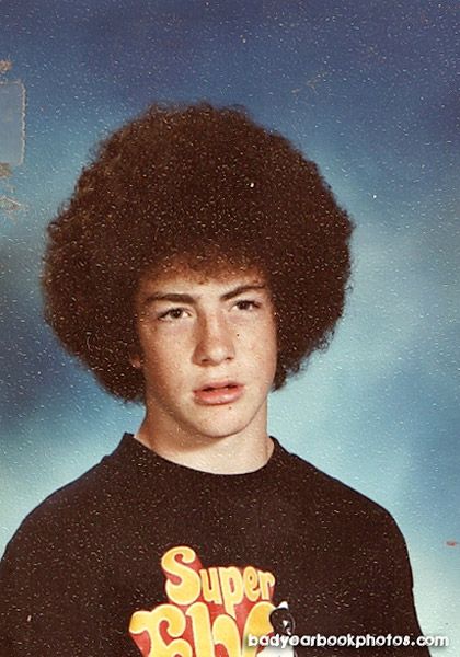 Bad Yearbook Photos Funny Yearbook Pictures, 90s Yearbook Photos, 90s Yearbook, Old School Pictures, Old Yearbooks, Yearbook Photoshoot, Funny Yearbook, Celebrity Yearbook Photos, Yearbook Pictures