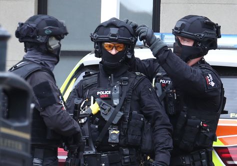 In pictures: Armed police at Royal Sussex County Hospital after staff member stabbed - SussexLive Government Accounting, Armed Police, Special Forces Gear, At Hospital, Special Force, Business Articles, Entertainment Business, Scene Image, In Hospital