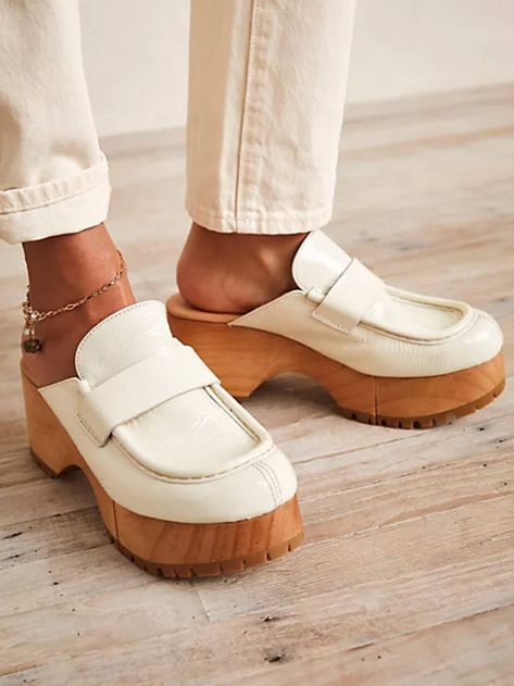 Free People Clogs, White Clogs, Suede Clogs, Platform Clogs, Clog Heels, Free People Shoes, Best Sneakers, Spring Shoes, Leather Slip Ons