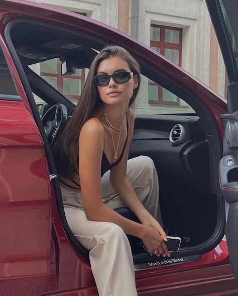 Car Pic, Best Photo Poses, Aesthetic Women, Causual Outfits, Clothes Dress, Fashion Tips For Women, Summer Skirts, Style Summer, Insta Photo Ideas