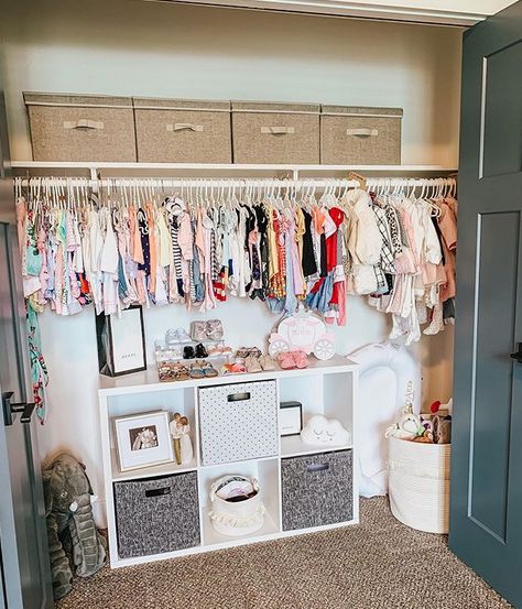 An Organized Closet for Kids is A Must to Get Your Family Life Organized. These Closet Organization Ideas Will Be A Perfect Storage Addition. Check them out! #closetorganizationideas #closetdesigns Organisation, Newhome Ideas, Toddler Dresser, Closet For Kids, Toddler Closet Organization, Cubicle Storage, Toddler Room Organization, Toddler Closet, Kids Bedroom Organization