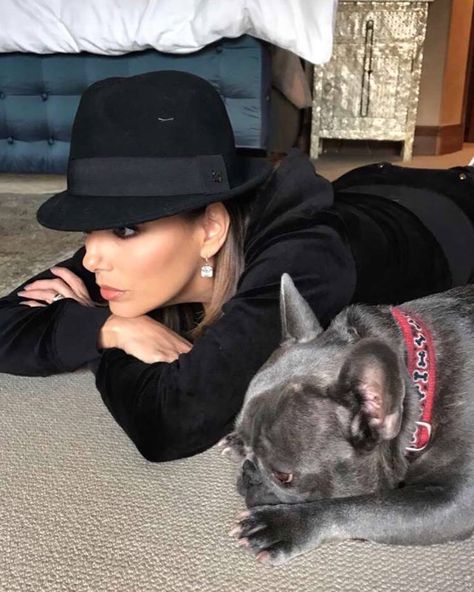 17 Celebrities Who Are Major French Bulldog Lovers - The Paws Grey French Bulldog Puppy, Blue French Bulldog Puppies, Grey French Bulldog, French Bulldog Names, Blue Frenchie, Min Pins, Bulldog Pics, Frenchie Mom, French Bulldog Gifts