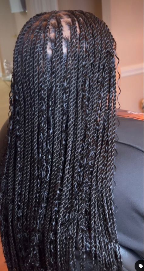 Sengalese Twists Small Medium, Princess Hairstyle, Senegalese Twist Hairstyles, Senegalese Twists, Braided Hairstyles For Black Women Cornrows, Extension Hair, Big Box Braids Hairstyles, Braided Hairstyle, Box Braids Hairstyles For Black Women