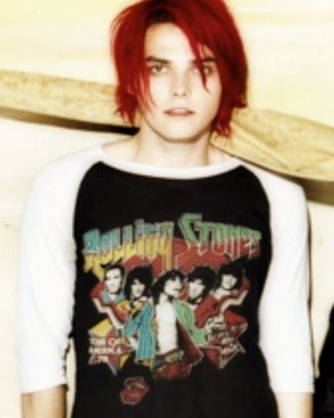 Thetrueheirsofrock: Say goodbye to the red hair guys Gerard Way Hairstyles, Gerard Way Danger Days Hair, Danger Days Era Gerard, Gerard Red Hair, Gerard Way Feminine, Gerard Danger Days, Gerard Way Danger Days Era, Red Hair Gerard Way, Gerard Way Haircut