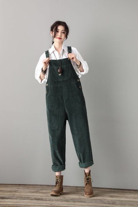 Depending on your taste .... for me Mega super color and material Green Overalls Outfits, Plus Size Overalls, Long Wool Coat Women, Long Linen Pants, Overalls Outfits, Outdoor Walks, Corduroy Jumpsuit, Green Overalls, Womens Overalls