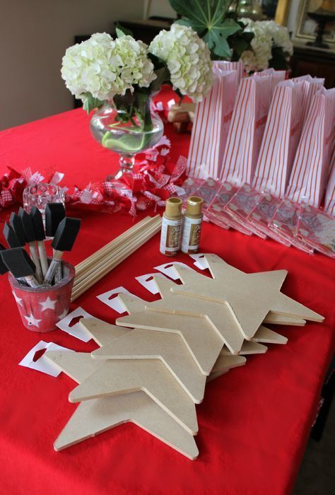 Movie Star Party, Movie Theater Party, Movie Theme Birthday Party, Hollywood Birthday Parties, American Girl Birthday Party, American Girl Birthday, Rockstar Birthday, Hollywood Birthday, Star Craft