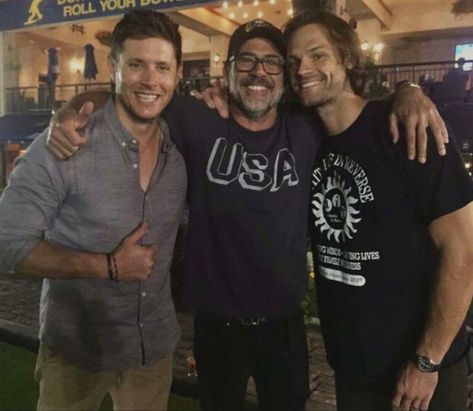 Supernatural Star, Jesen Ackles, John Winchester, Jensen Ackles Jared Padalecki, Supernatural Pictures, Jared And Jensen, Jeffrey Dean, Casting Pics, Jeffrey Dean Morgan