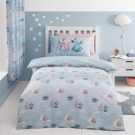 🌟 WIN WIN WIN 🌟 How adorable would your little one's room look kitted out with this gorgeous Stitch bedding and matching curtains?? One lucky winner will win: 💕 Disney Stitch Single Duvet Cover and Pillowcase Set 💕 Disney Stitch Eyelet Curtains 💕 Disney Stitch Single Fitted Sheet To enter simply: ➡️ Like this post ➡️ Tag another parent who would also love to win (1 entry per tag) ➡️ Follow @bumpbabyyou The competition closes midnight 5th Aug. Winner will be announced 6th Aug on this a... Stitch Bedroom Ideas For Kids, Lilo And Stitch Bedroom, Stitch Themed Bedroom, Stitch Room Ideas, Stitch Bedroom Ideas, Aurora Bedroom, Stitch Room Decor, Stitch Bedroom, Stitch Bed