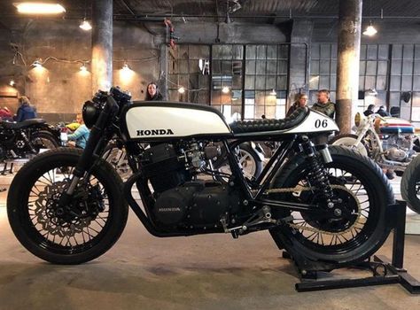 Choppers Motorcycles, Cb400 Cafe Racer, Cb 750 Cafe Racer, Cb Cafe Racer, Cb750 Cafe, Modern Cafe Racer, Cb750 Cafe Racer, Brat Bike, Honda Scrambler