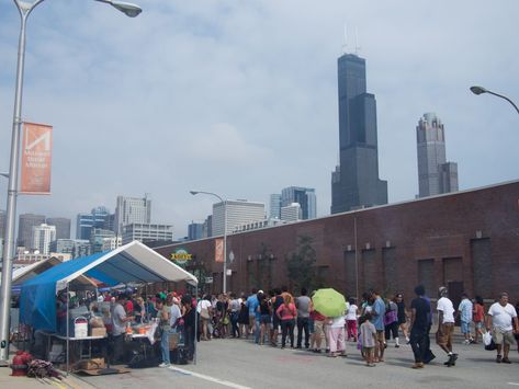 The Best Flea Markets & Thrift Stores in Chicago Chicago Thrift Stores, Chicago Vintage, Studio Living, Downtown Chicago, Flea Markets, Vintage Market, Thrift Stores, Flea Market, Thrift Store