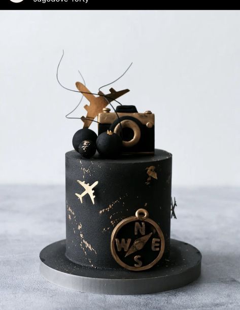 Travel Cake Ideas For Men, Travel Cake Ideas Birthdays, Plane Cake, Camera Cakes, Cake Design For Men, Chocolate Cake Designs, Travel Cake, Unique Birthday Cakes, Black Cake