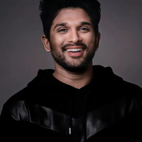 Allu Arjun Black Shirt, Allu Arjun Hd Wallpaper, Alu Arjun, Allu Arjun Hairstyle New, Hd Cover Photos, Allu Arjun Images, Allu Arjun Hairstyle, Nicki Minaj Pictures, Girly Frame