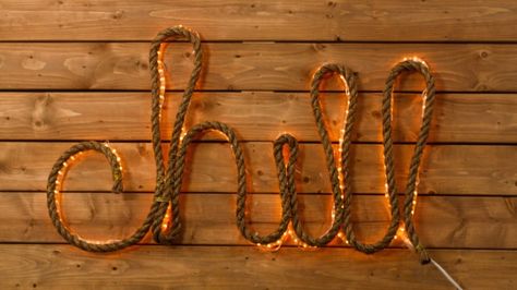 DIY light-up rope sign for your cottage or patio | CBC Life Rope Signs Wood, Diy Rope Lights, Rope Sign, Class Christmas Gifts, Light Words, Diy Decoracion, Diy Light Fixtures, Rope Decor, Diy Light