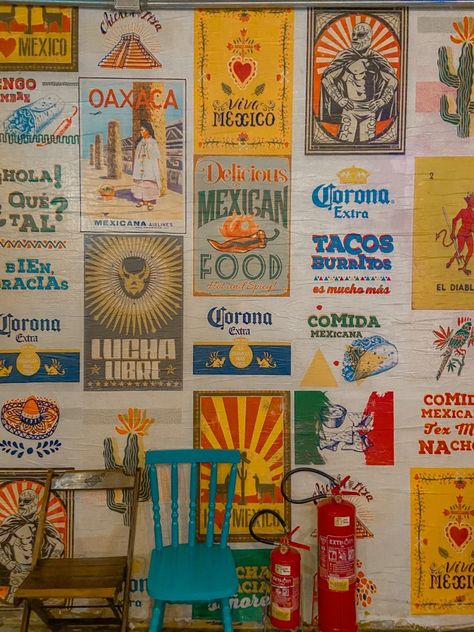 Retro Mexican Art, Mexican Posters Vintage, Mexico Restaurant Interiors, Mexican Inspired Design, Vintage Mexican Restaurant, Tex Mex Decor, Groovy Restaurant, Vintage Mexican Graphic Design, Mexican Murals Restaurant