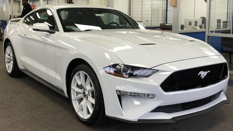 White Mustang Aesthetic, White Mustang Gt, White Mustang, Luxury Sedan, Ford Mustang Gt, Mustang Gt, Dream Car, Ford Mustang, Pearl White