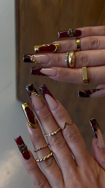 Nelsy G✨ on Instagram: "Fall nail inspo 🍁🍂  . #fallnails #fallinspo #fallfashion #nailinspo #nailtech #spookynails #spookyseason #losangelesnails #ienails" Cute Simple Fall Nail Designs, Fall Grunge Nails, Concert Nails Black, Fall Nail Acrylic Designs, Long Square Nails Fall, Mob Wife Nails 2024, Nails Inspo Acrylic, Fall Textured Nails, Nail Aesthetic Wallpaper