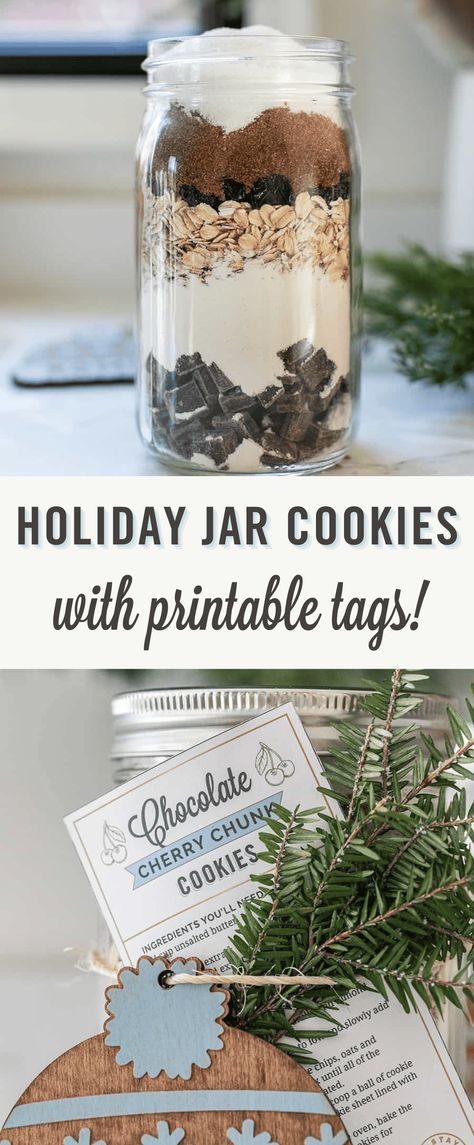 It’s not the holidays without cookies, and giving the gift of homemade holiday cookies in a jar is such a fun and easy idea. This post has everything you need including printable recipe cards! Cookie Jar Mix Recipe, Cookie Dough Jar Gift, Cookies In A Jar Christmas, Diy Mason Jar Cookie Mix Recipe, Christmas Cookie In A Jar Recipe Gift, Mason Jar Cookie Gifts, Christmas Cookie Jars Decoration, Pint Size Mason Jar Cookie Recipes, Cookie In A Jar Gift