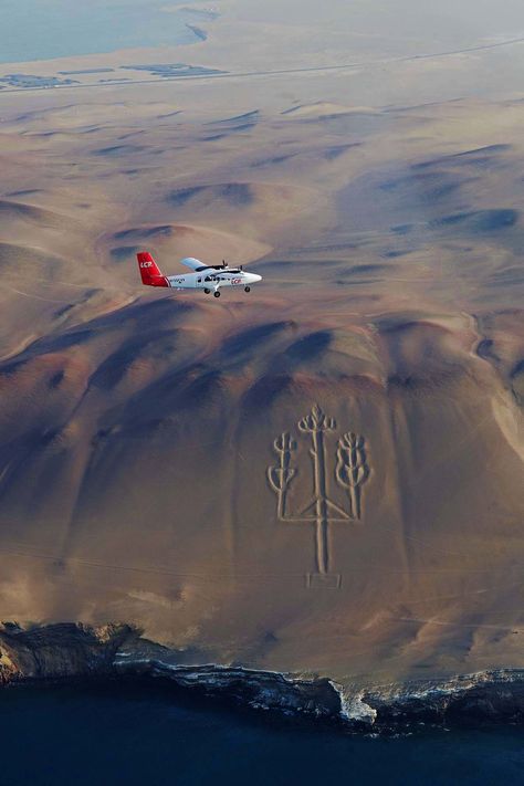 A new Nazca Lines tour from Lima (and what we think of it) | Aracari Nazca Lines Peru, Mysterious Places On Earth, Nazca Lines, America Latina, Mysterious Places, Mystery Of History, Peru Travel, Ancient Mysteries, Ancient Aliens