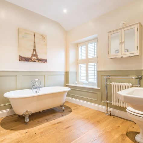 Cob Cottage, Cottage Showers, Lake District Cottages, Victorian Style Bathroom, Bathroom Paneling, New House Bathroom, Country Hotel, Bathroom Farmhouse Style, Roll Top Bath