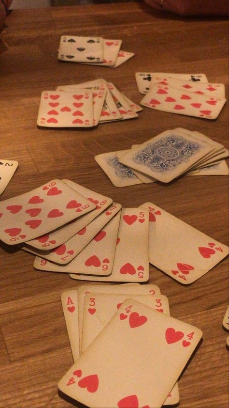 Family Games Night Aesthetic, Card Game Night Aesthetic, Nineteen Aesthetic, Family Game Night Aesthetic, Janine Core, Board Game Night Aesthetic, Solitaire Aesthetic, Deck Of Cards Aesthetic, Card Games Aesthetic