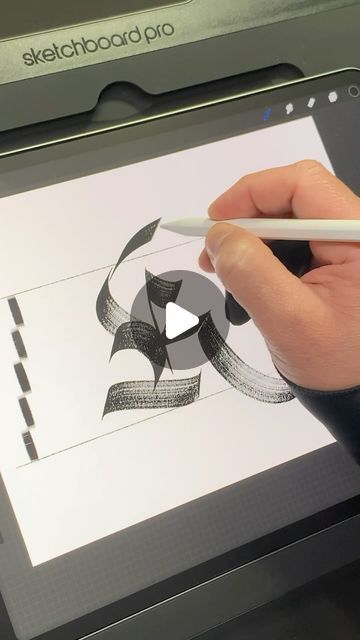 Jackson Alves on Instagram: "This is how I record my videos 🙌🏽  PS.: I’m still working on my @procreate brushes package. Release soon, stay tuned 😉  #calligraphy #lettering #typography #handmade #procreate #jacksonalves" Procreate Typography, Procreate Lettering Brushes, Lettering Procreate, Procreate Lettering, Calligraphy Lettering, Procreate Brushes, Still Working, Working On Myself, Be Still