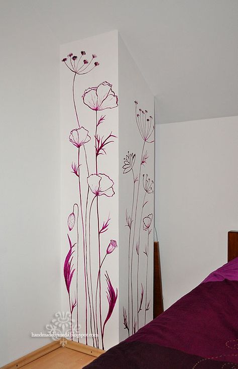 hand painted flowers on walls | Wall Painting (Pictura pe perete) - Handmade by Meda Bedroom Wall Painting Ideas Creativity, Wall Painting Flowers, Diy Wall Painting, Wall Painting Decor, Flowers Painted, Wall Drawing, Wall Paint Designs, Interior Painting, Hand Painted Walls