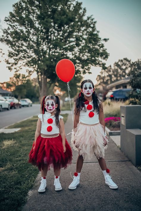 50 Halloween Picture Ideas: Spooky & Funny Make Your Own Clown Costume, Kids Creepy Clown Costume, Clowns Costume Women, Girls Scary Clown Costume Diy, Scary Clown Family Costumes, Diy Halloween Costumes Clown, Scary Clown Kids Costume, Kids Scary Clown Costume, Carnevil Halloween Party Costumes