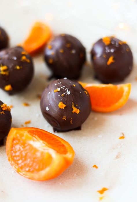 Vegan Dark Chocolate Orange Truffles - Fresh Water Peaches Orange Truffles Recipe, Orange Truffles, Vegan Truffles, Healthy Dark Chocolate, Vegan Dark Chocolate, Truffle Recipe Chocolate, Truffle Recipe, Raw Desserts, Healthy Sweets Recipes