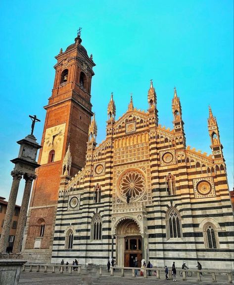 Duomo Di Monza Barcelona Cathedral, Barcelona, Italy, Building, Travel