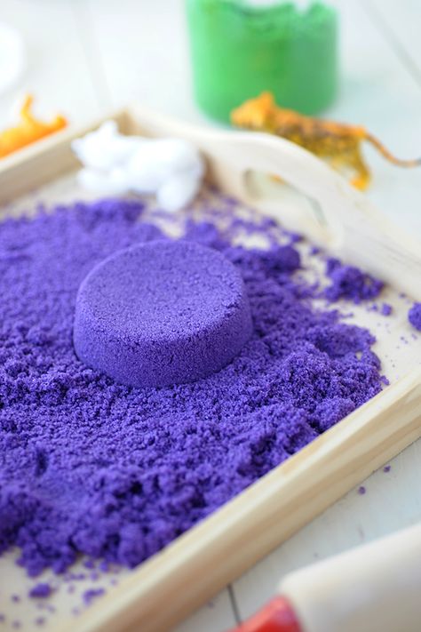 Kinetic Sand Recipe, Fabric Headband Tutorial, Sand Art Crafts, Make Kinetic Sand, Sand Recipe, Homemade Moon Sand, Diy Kinetic Sand, Sands Recipe, Bubble Recipe