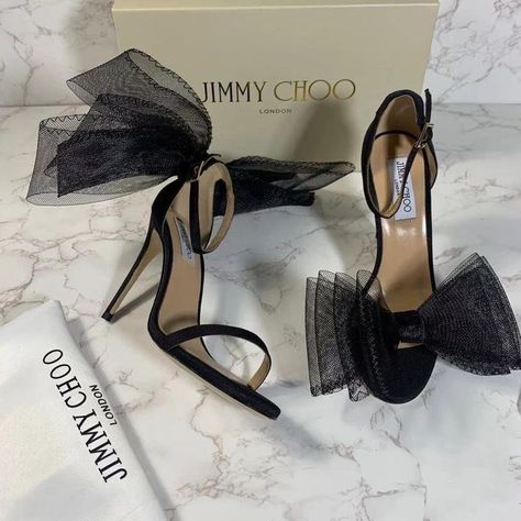 Md Shoes, Fantasy Heels, Jimmy Choo Bow, High Heels Classy, Luxury Heels, Heels Aesthetic, Jimmy Choo Heels, Prom Heels, Cute Heels