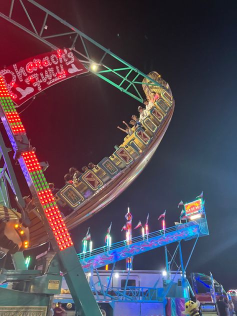 The Fair, Fair Asthetic Picture, Fair Pics, Couples At A Fair Aesthetic, Funfair Aesthetic Night, Fun Rides Amusement Parks, Fair Rides At Night, Fair Pictures, Blue Neon Lights