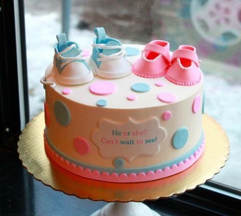 Revelación del bebé Baby Reveal Cakes, Baby Shower Cake Designs, Gateau Baby Shower, Reveal Cake, Baby Reveal Party, Gender Reveal Party Decorations, Baby Gender Reveal Party, Gender Reveal Cake, Shower Bebe